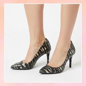 Jessica Simpson Lace Heels Women. Delicious Stiletto Size 9